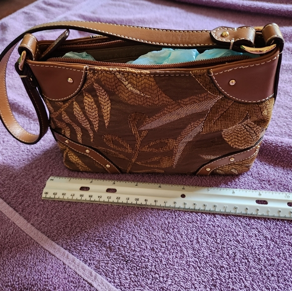 Small Aigner purse - Picture 3 of 4